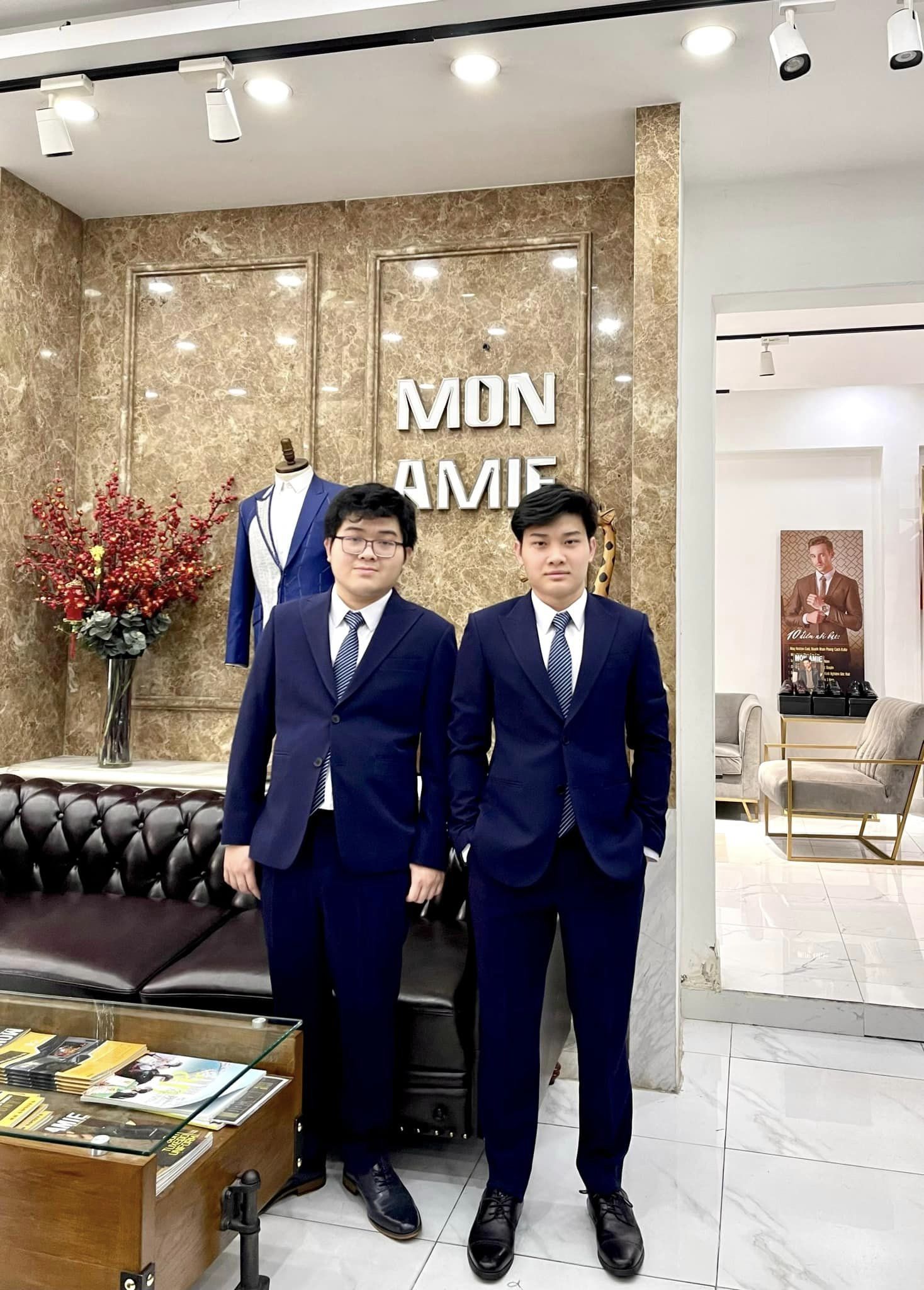 Mon Amie xin cảm quý khách hàng đã tin tưởng, lựa chọn chúng tôi thực hiện những bộ suit cho quý khách trong các dịp quan trọng. 
